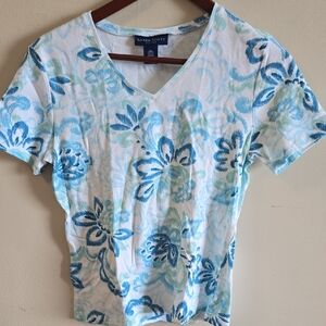 Karen Scott White and Blue Floral Short Sleeve Top